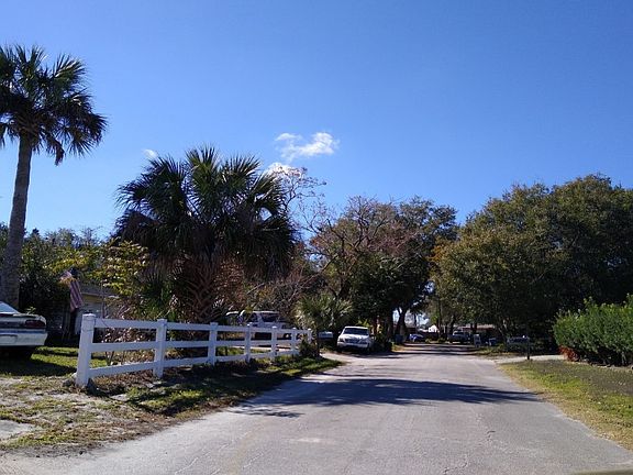 4th image of 1205 Olen Dr