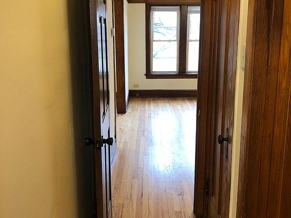 4th image of 4022 W Cortland St #2