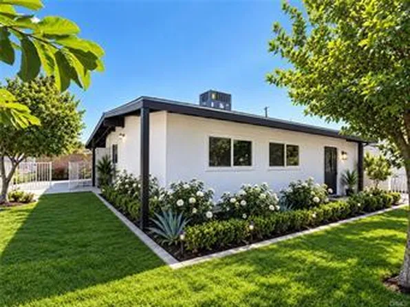12910 Corcoran St, San Fernando, CA 91340