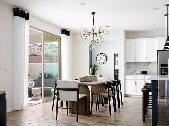 Cafe Model at Highland Grove