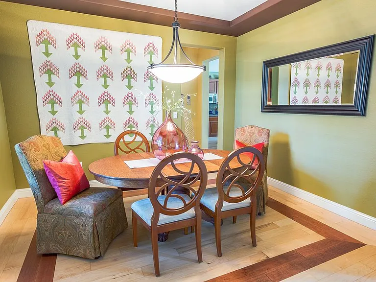 539 W Moraga St — Photo 16