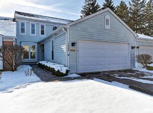 1808 Courtenay Dr, Wheaton, IL