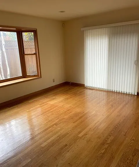125 Lansberry Ct — Photo 7