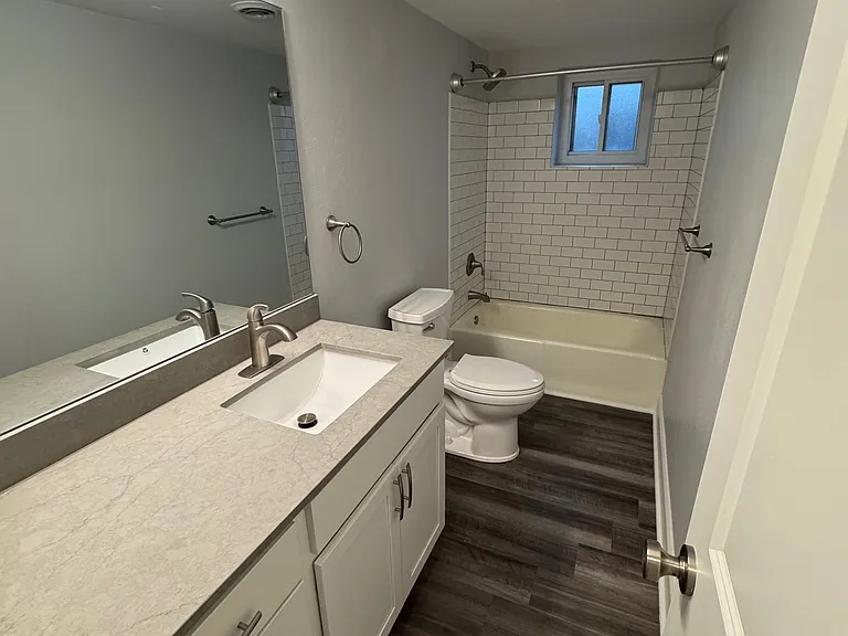 3457 Evergreen Rd #303 — Photo 4