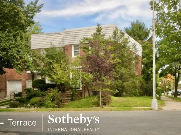 76-47 Vleigh Place image 1 of 7