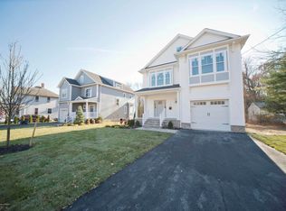 176 Broad St, Eatontown, NJ 07724