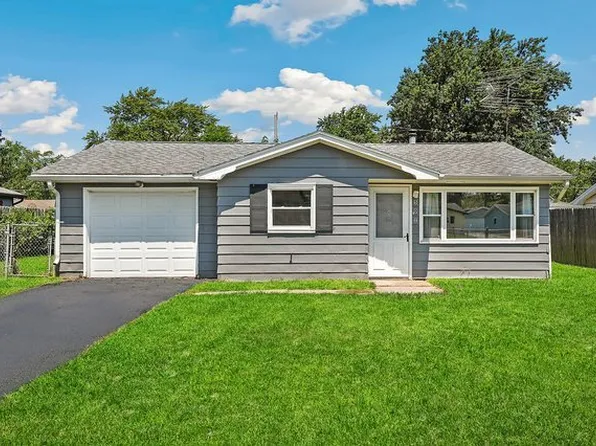 502 W Stanton Ln, Crete, IL 60417