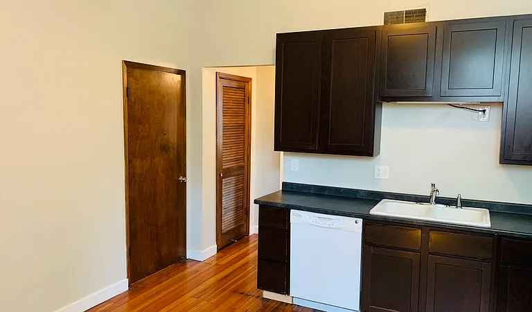 3218A Cherokee St — Photo 12