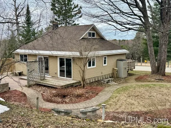 E9905 County Road H58, Munising, MI 49862