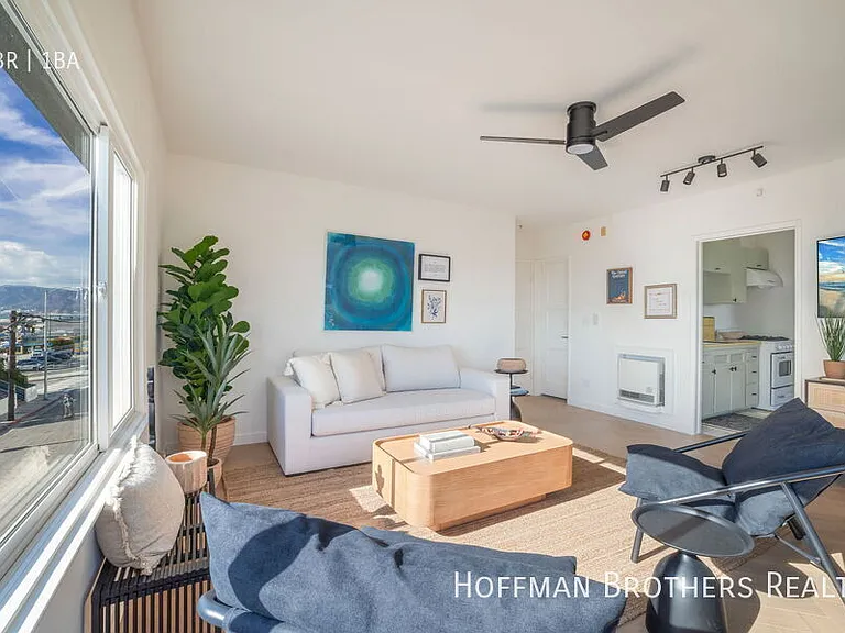 1661 Appian Way #5 — Photo 4
