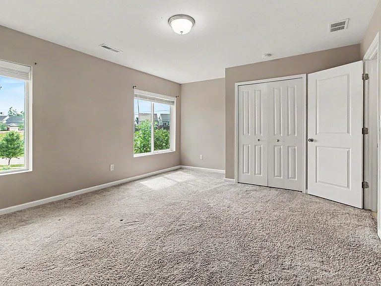 2717 Bristol Ridge Dr — Photo 20