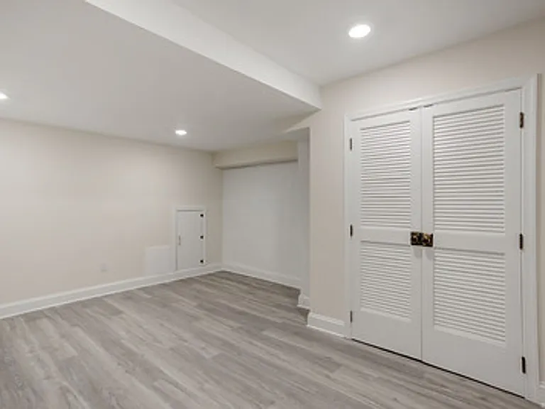 513 Cobbs Creek Parkway — Photo 28