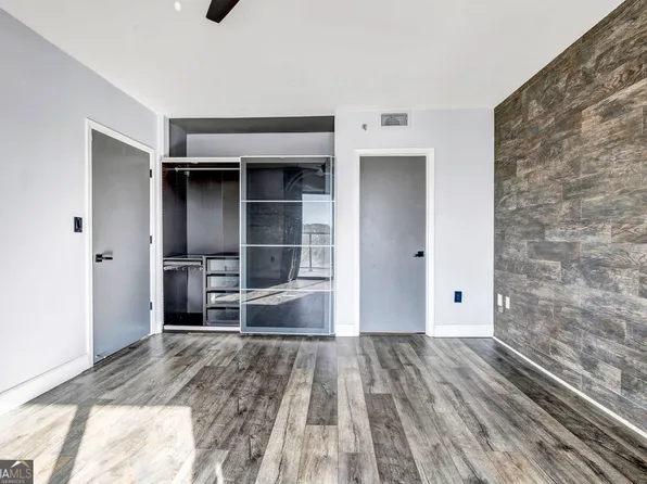 1280 W Peachtree St NW APT 1504, Atlanta, GA 30309