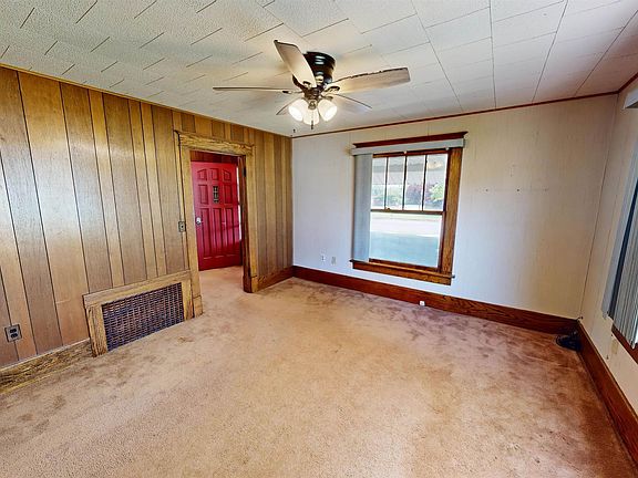 3rd image of 437 N 8th St