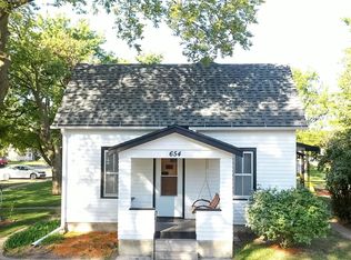 654 25th Ave, Columbus, NE 68601