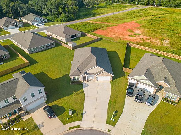 2nd image of 8025 Crawford Dr