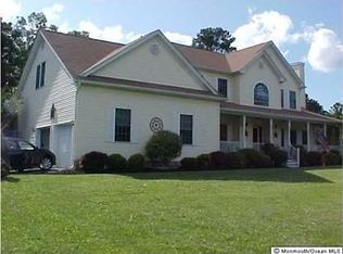 11 Topaz Dr, Jackson, NJ 08527