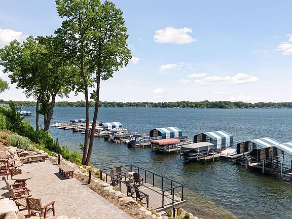Middle patio going down to marina.