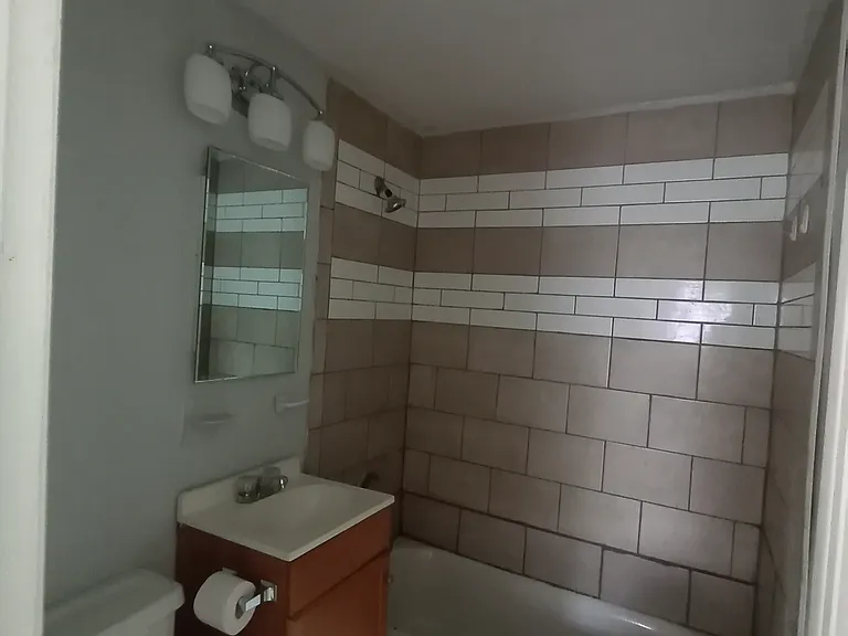 8021 Dandy Ave — Photo 4