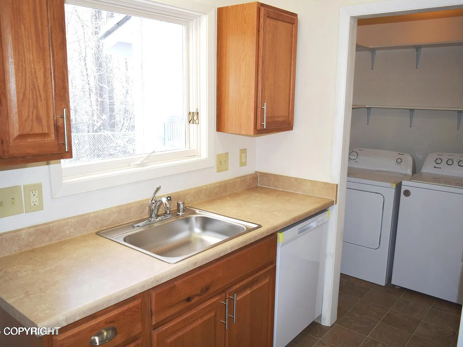 2 bed, 1.5 bath, 850 sqft, $1,700 — Photo 4