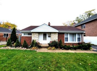 7928 N Neva Ave, Niles, IL 60714