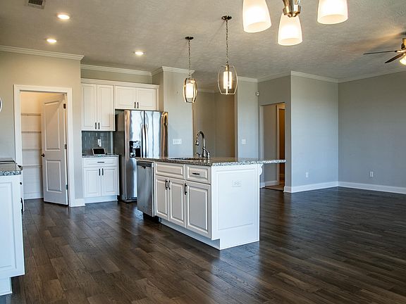 5th image of 3077 Lobella Drive