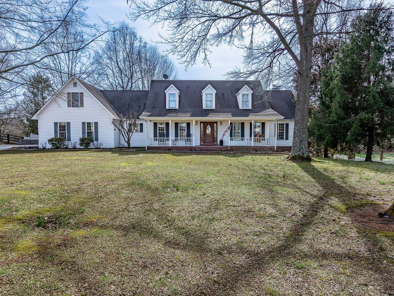 56 W Central St, Albany, KY 42602 Zillow