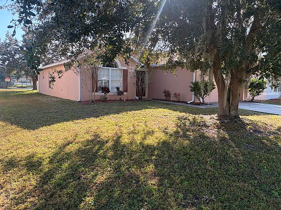 3rd image of 5020 Preserve Blvd