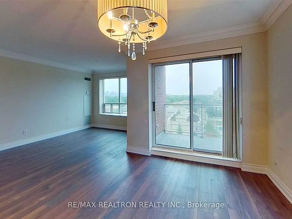 2nd image of 2 Clairtrell Rd Unit 1010