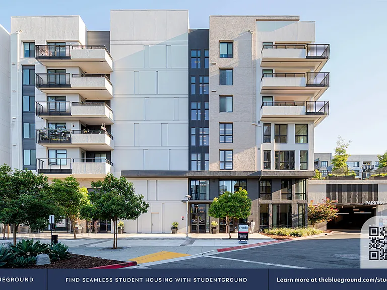 Building's Parking & car services