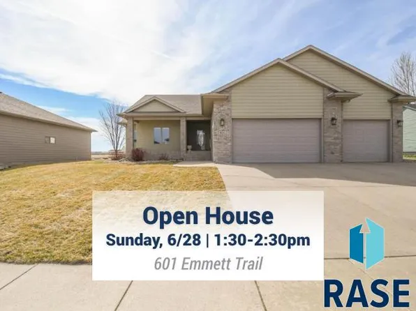 601 Emmett Trl, Harrisburg, SD 57032