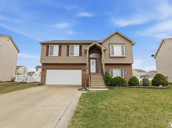 9058 Rockhill Ln, Newport, MI 48166