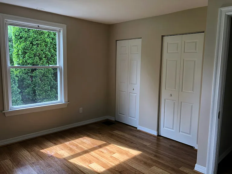 Downstairs Bedroom 1