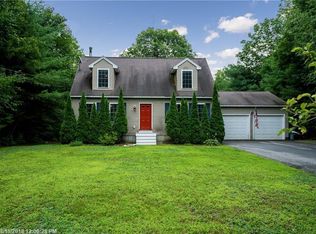 8 Easy St, Standish, ME 04084