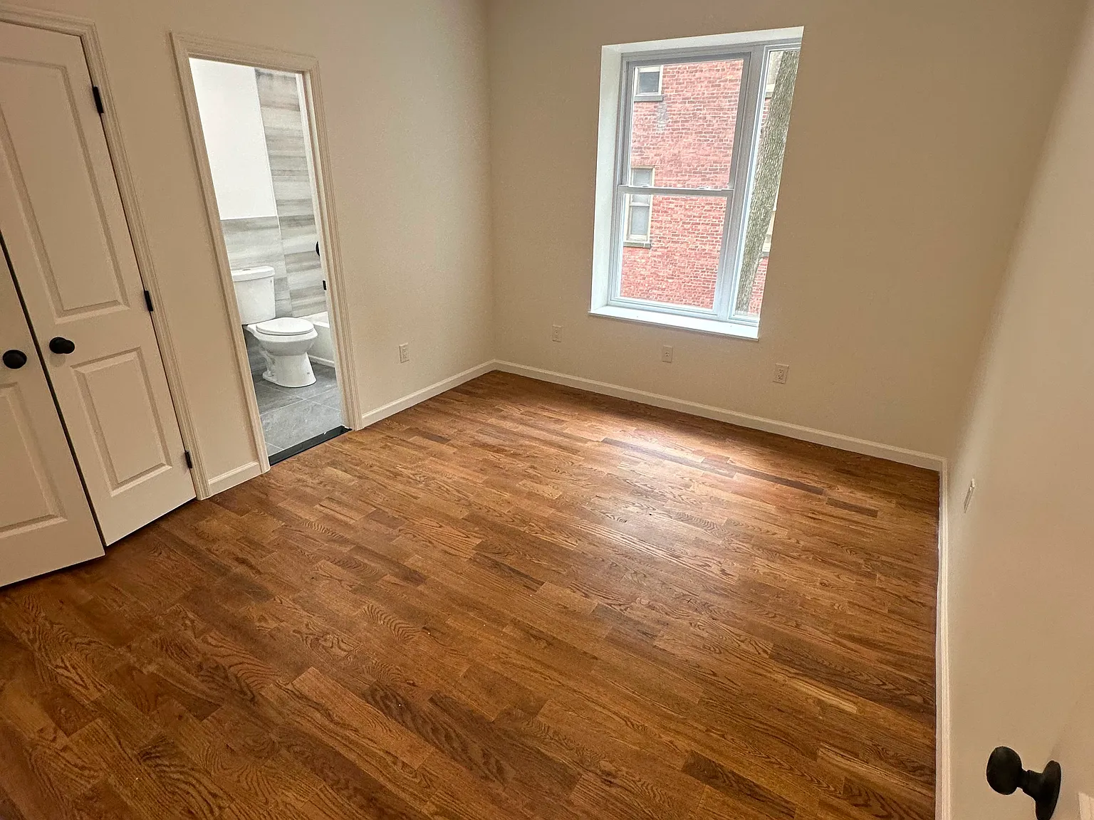 4 bed, $3,000 — Photo 2