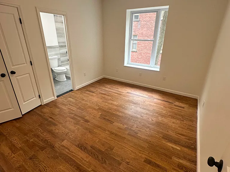 161 Prospect St #2D — Photo 2