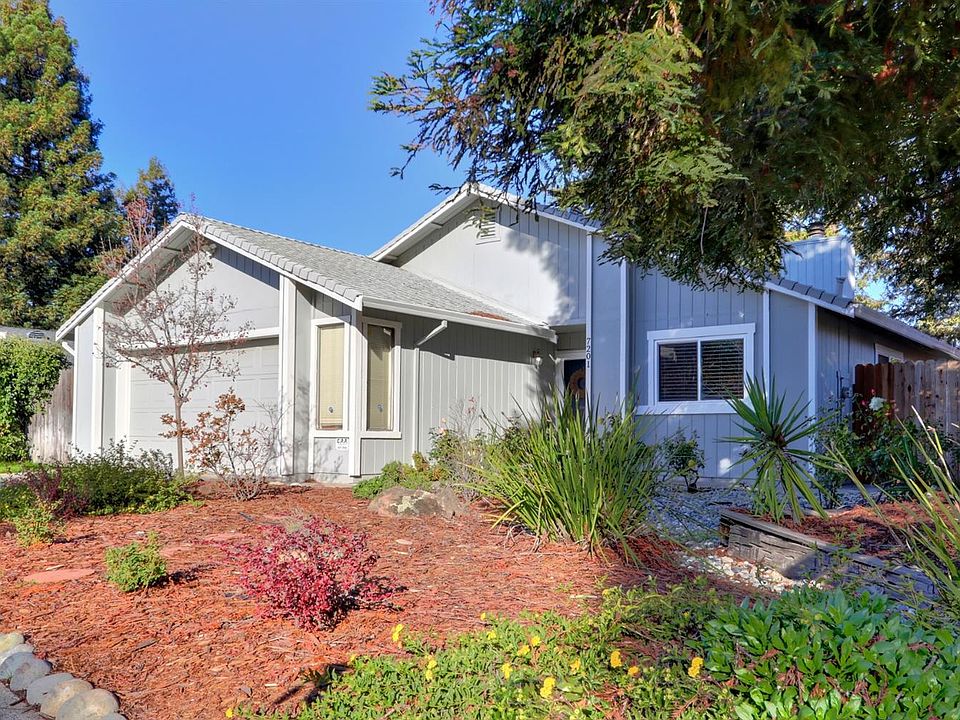 2nd image of 7201 Cheval Ct