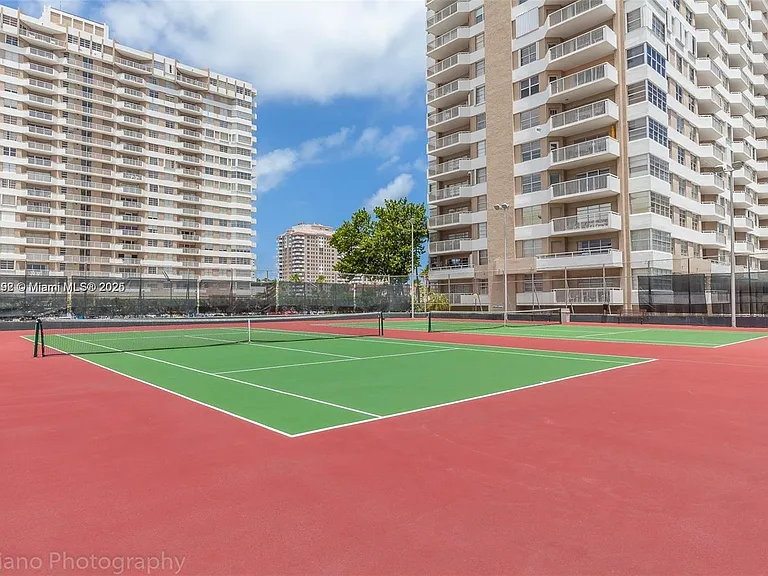 1965 S Ocean Dr #10M — Photo 6