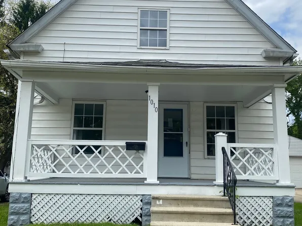1010 Sawyer Ave, Akron, OH 44310
