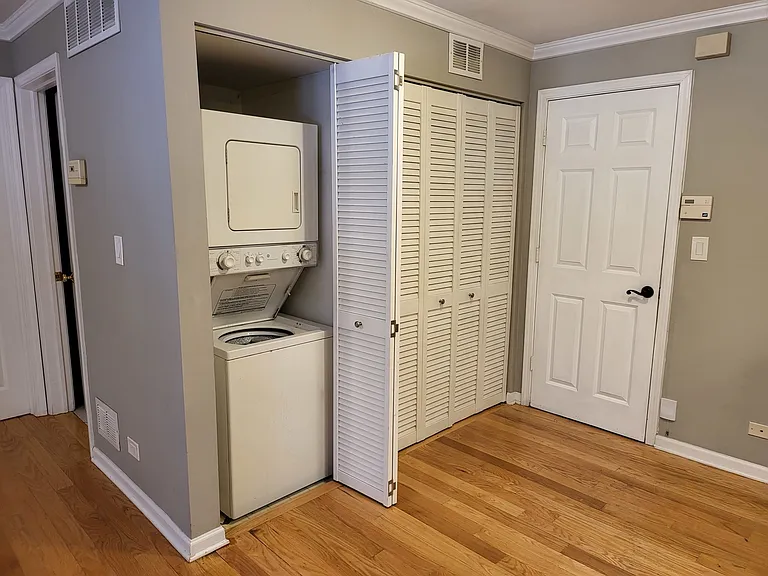 2403 W Flournoy St #A — Photo 14