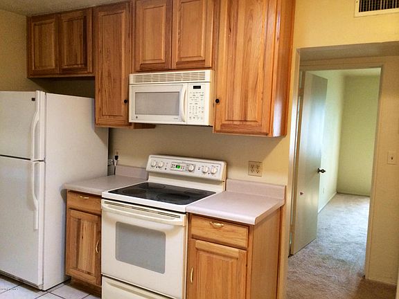 2nd image of 730 S Erin Ave