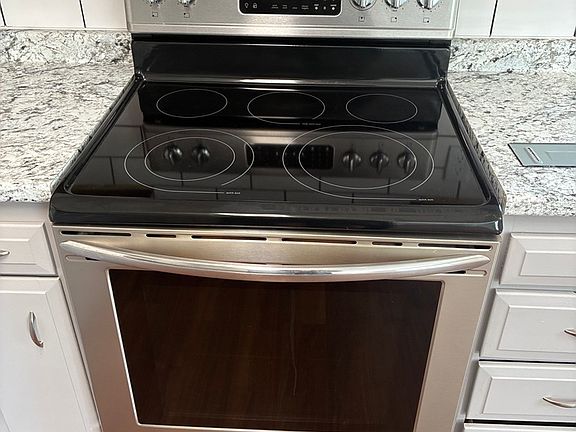 4th image of 70 Princetonia Dr #4