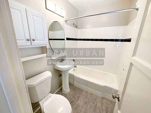 5th image of 4379 Louisiana St #1/2