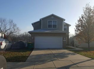 1304 Fairview Ave, Joliet, IL 60432