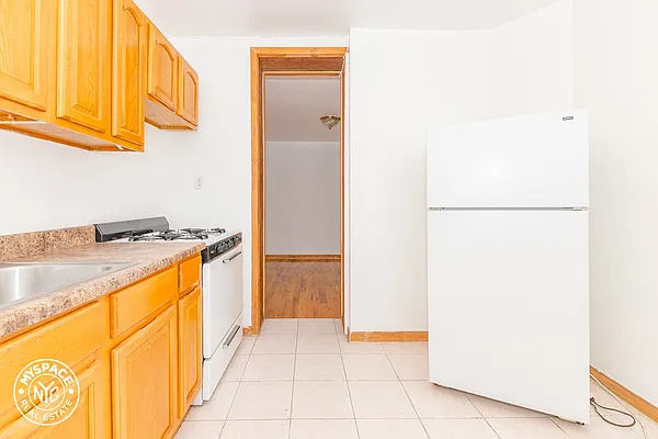 Rented by MySpaceNYC | media 14