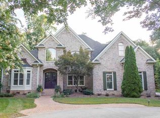 3 Crown Gate Ct, Simpsonville, SC 29681