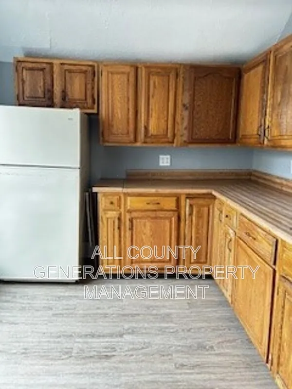 2 bed, 1.0 bath, $850 — Photo 3