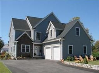 2 Garafalo Dr, Salisbury, MA 01952