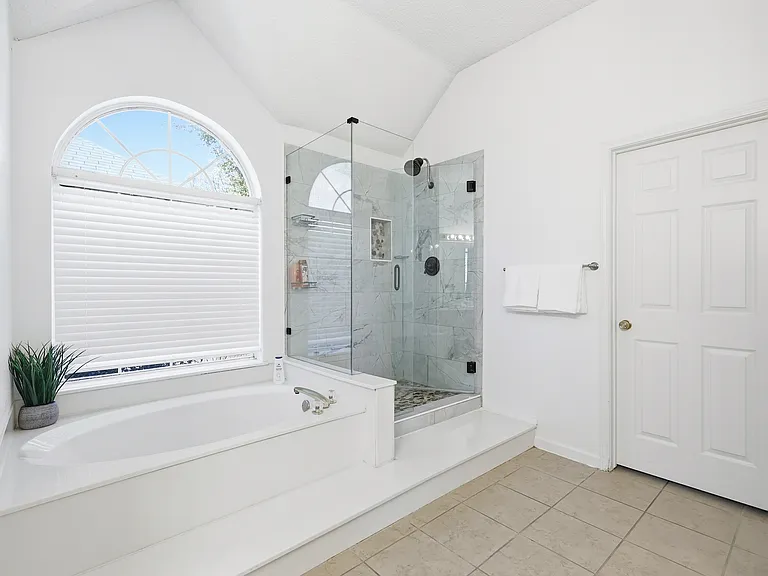 10217 Napa Valley Dr — Photo 29