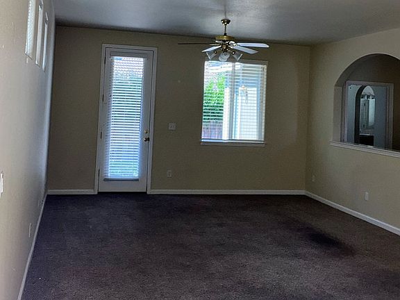 5th image of 1046 Aspen Grove Cir